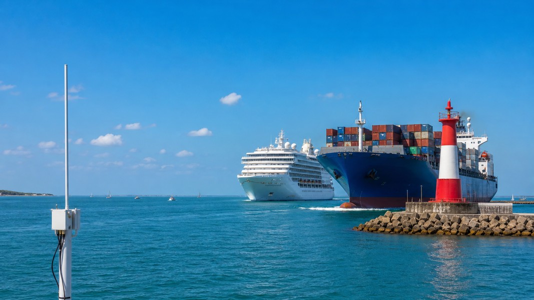 FleetMon Alternatives: Where to Track Ships Now