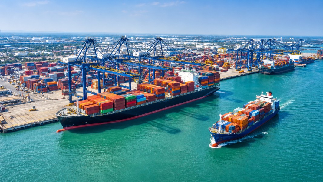 Transshipment: What It Means and How Cargo Changes Ships